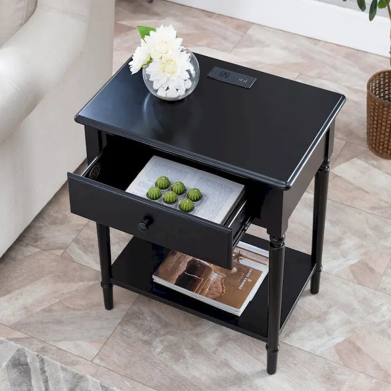 Table de chevet côtière avec ports de charge intégrés, 1 tiroir et étagère inférieure, en bois massif