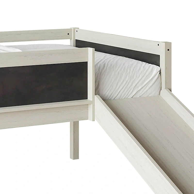 Lit mezzanine bas pour enfants avec toboggan, échelle et tableau noir