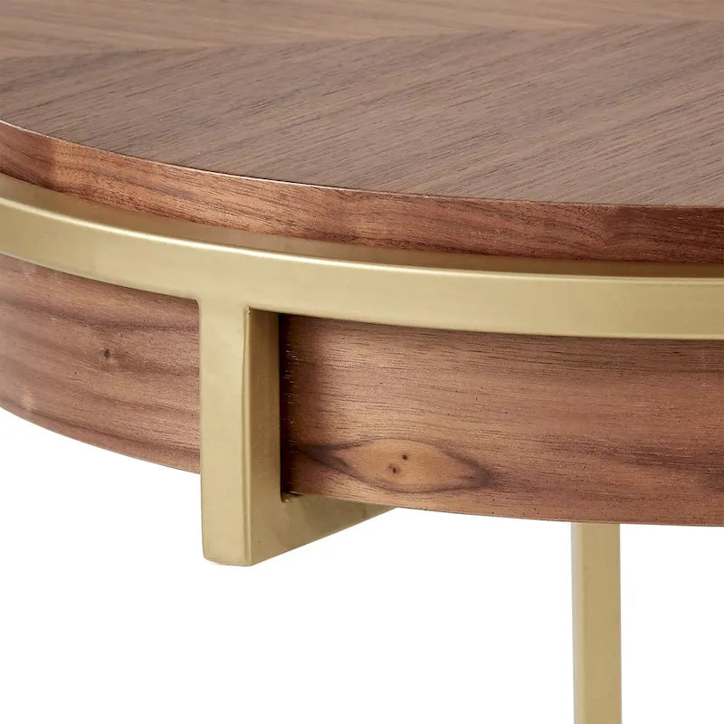 Table d'appoint ronde avec plateau géométrique en placage de noyer et base en métal doré, style Mid-Century Modern
